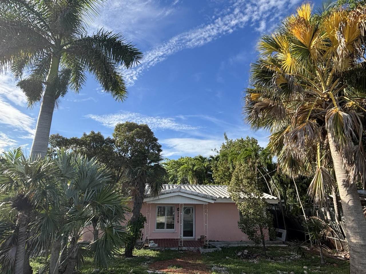 2429 Linda Avenue - Photo 1