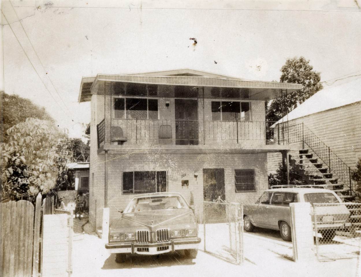 909 Grinnell Street - Photo 1