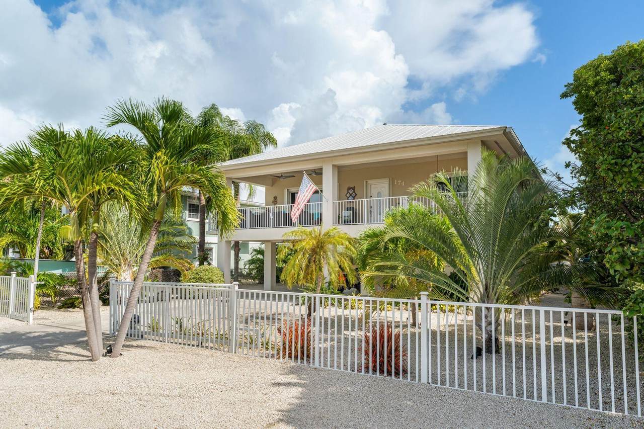 174 Marina Avenue - Photo 1