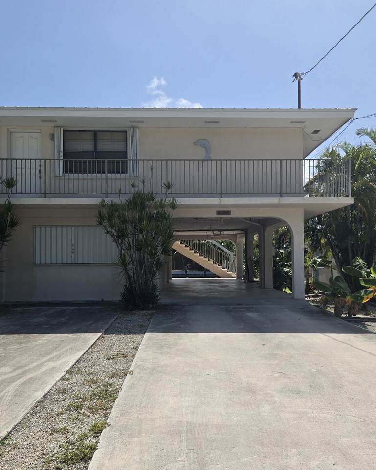660 11th Street - Photo 1