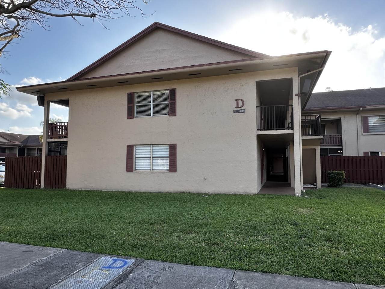 11229 88th Street - Photo 1
