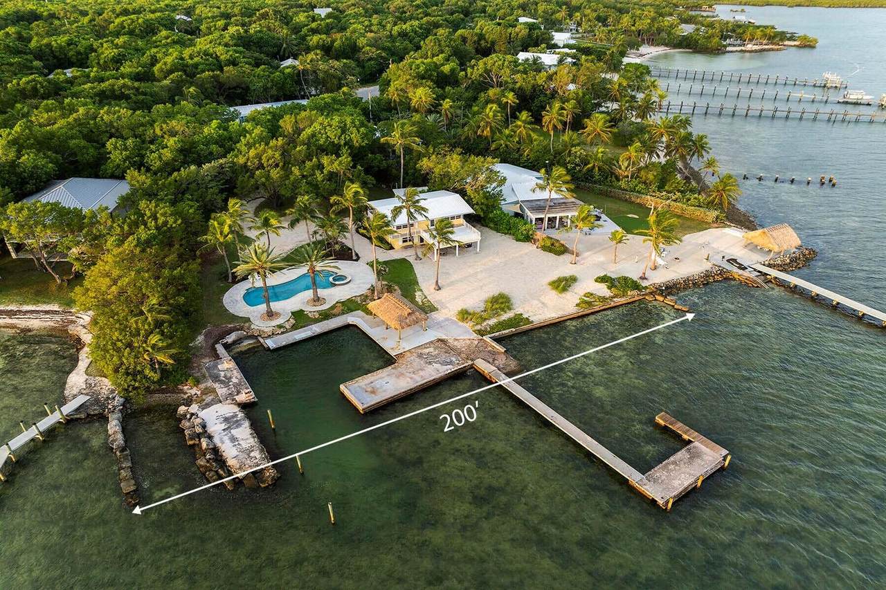 36 Sunset Road - Photo 1