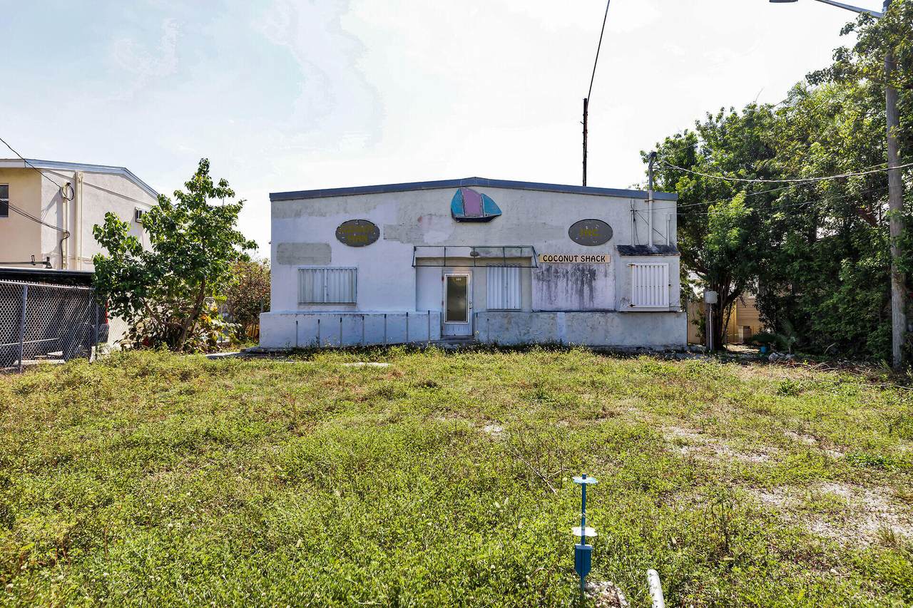 24488 Overseas Highway - Photo 1