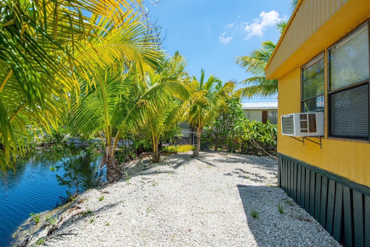 https://bt-photos.global.ssl.fastly.net/flkeys/1280_boomver_1_616255-2.jpg