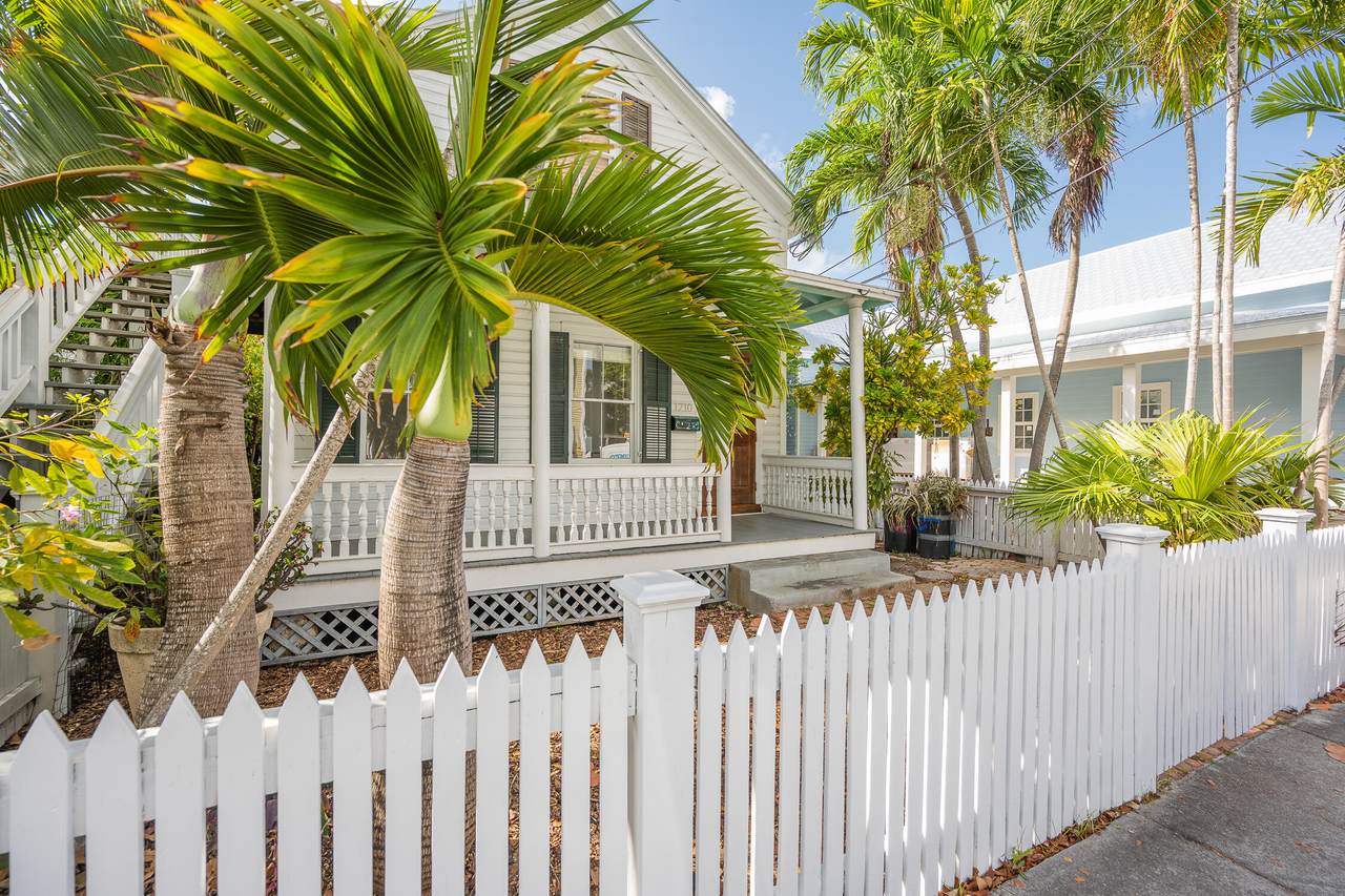 1210 Virginia Street - Photo 1