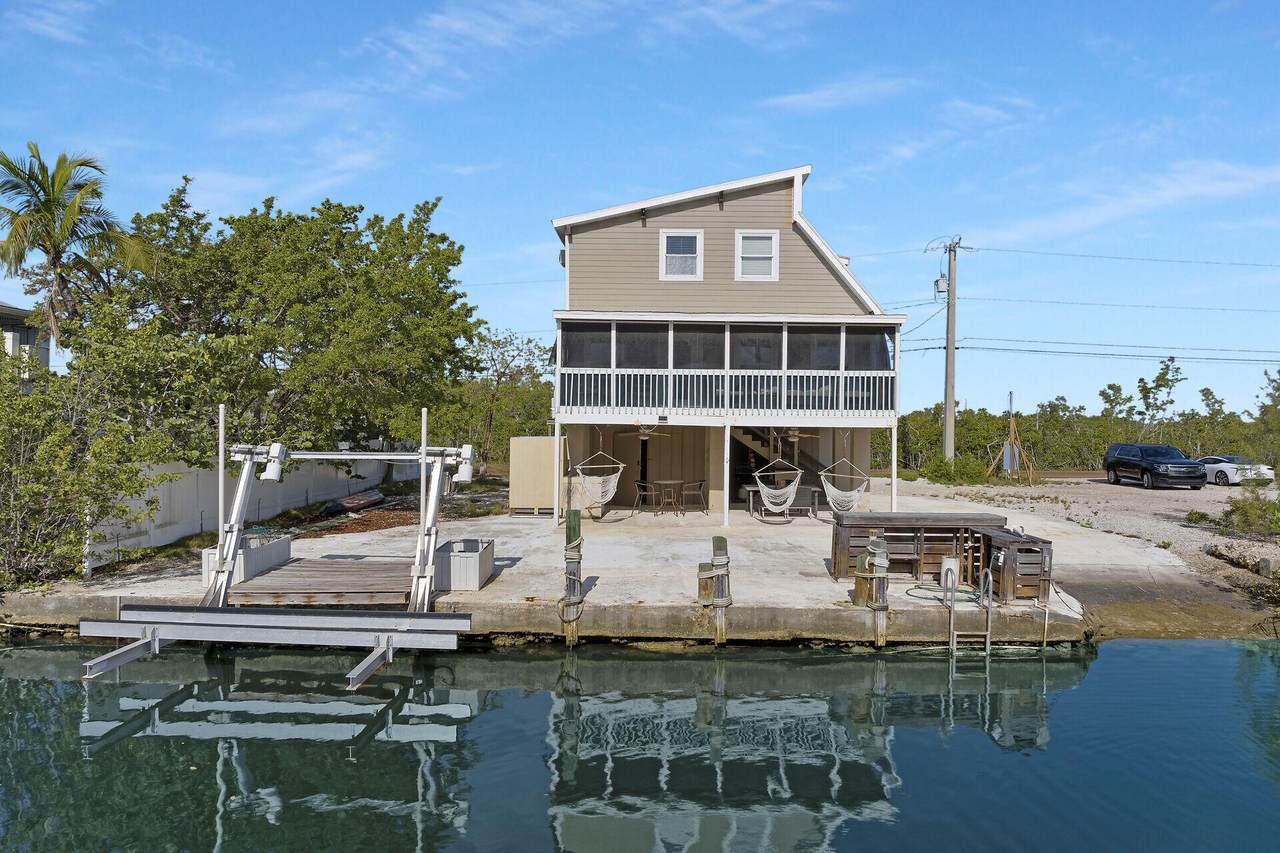 813 Hawksbill Lane - Photo 1