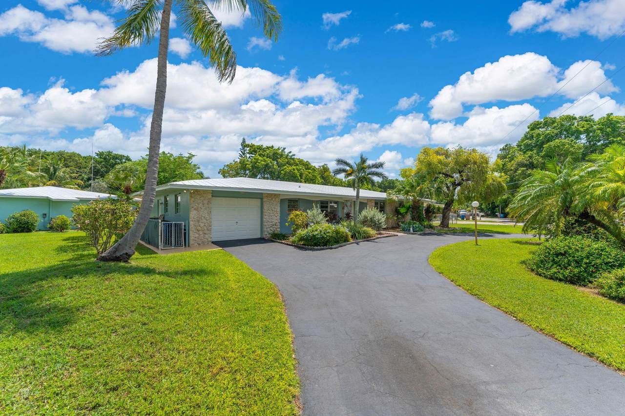 920 La Paloma Road - Photo 1