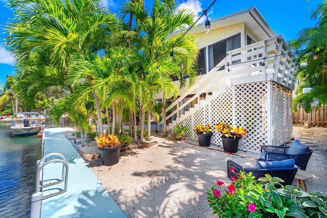 3978 Gordon Road - Photo 1