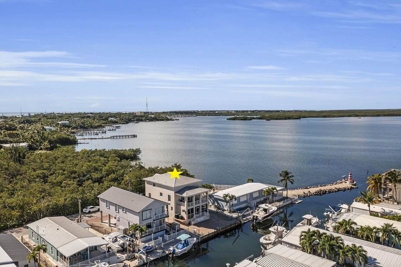 112 Seagull Lane - Photo 1