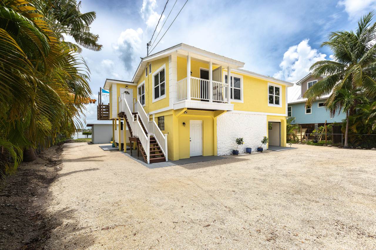 56 Bay Drive - Photo 1