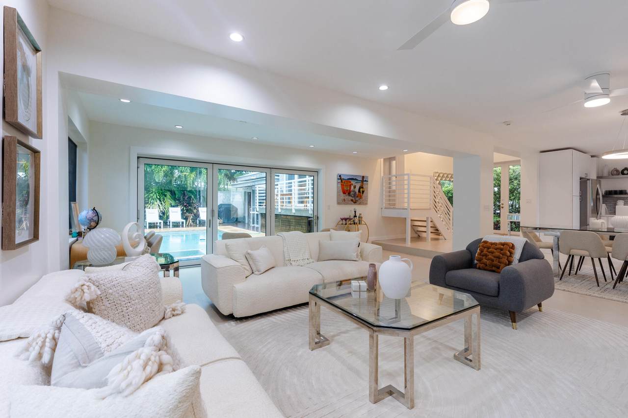 1625 Patricia Street - Photo 1