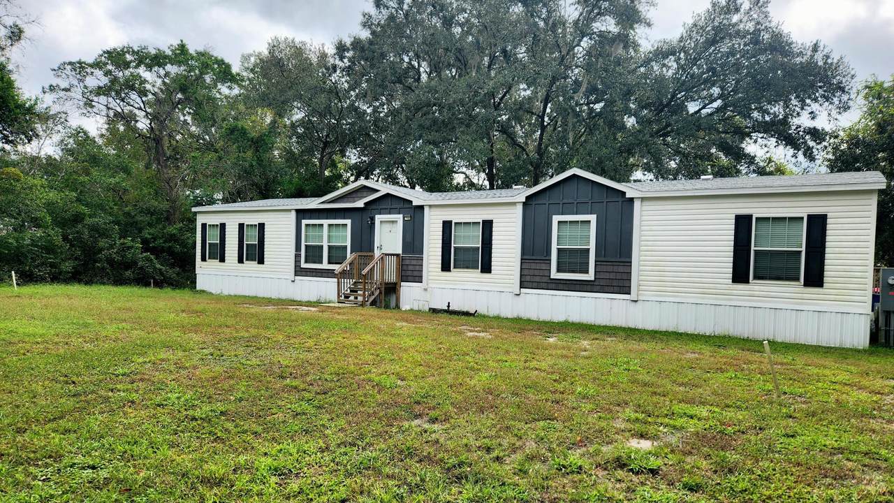 7988 Northlake Drive - Photo 1