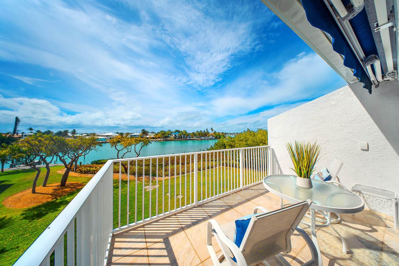 95 Coco Plum Drive - Photo 1