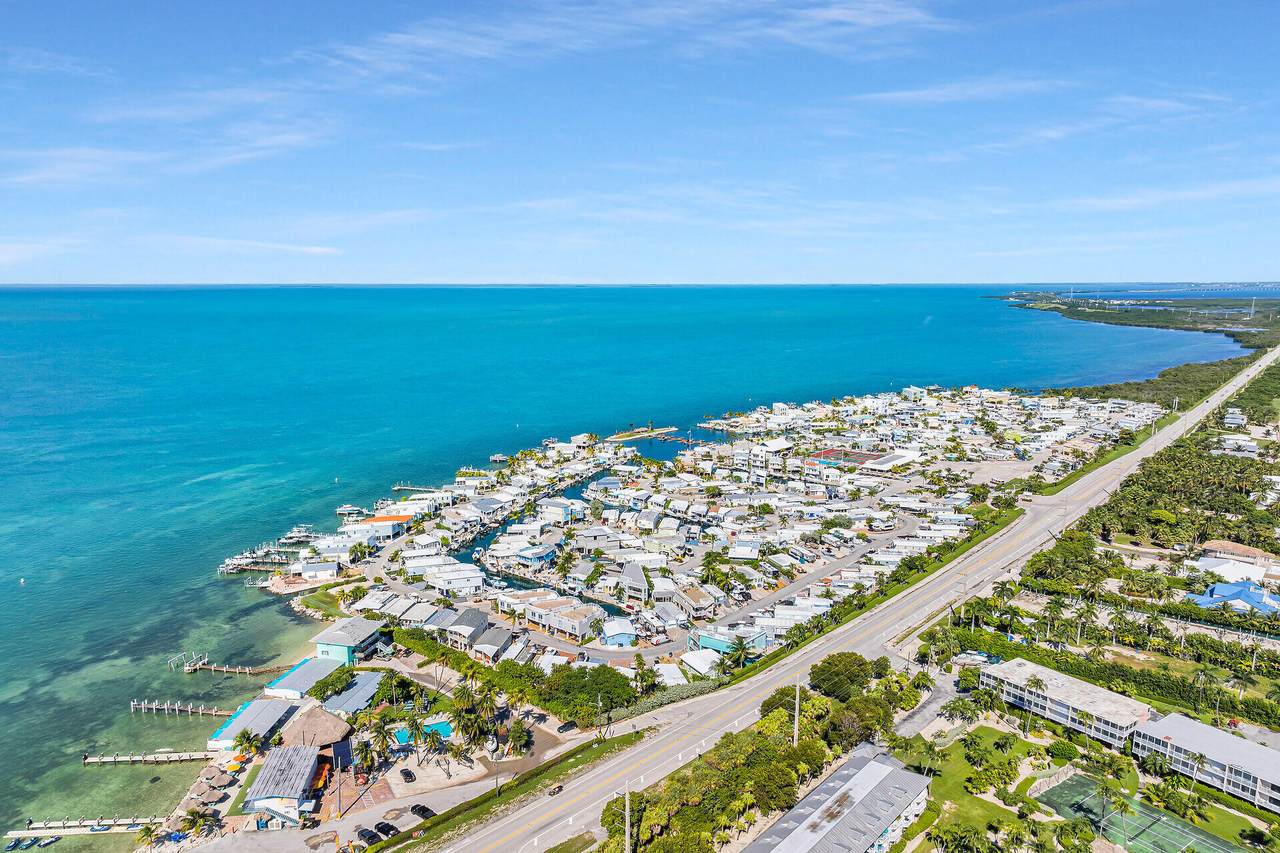 65821 Overseas Highway - Photo 1