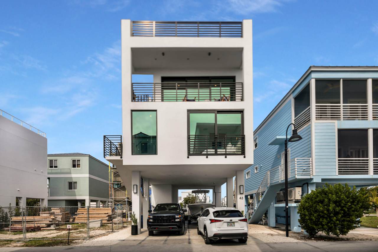 94825 Overseas Highway - Photo 1