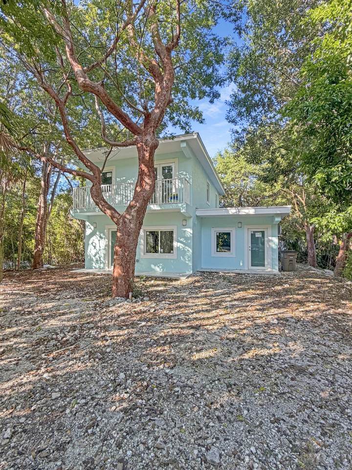 203 Antigua Road - Photo 1