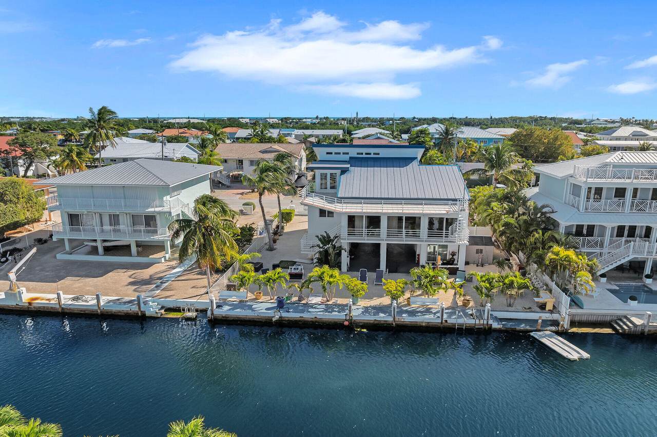 122 Gulfwinds Lane - Photo 1