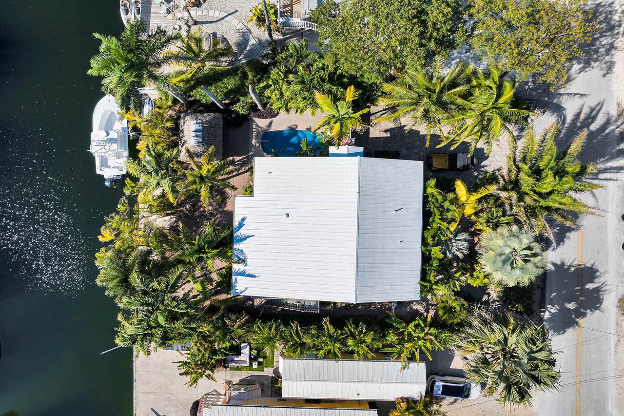 29678 Constitution Avenue - Photo 1