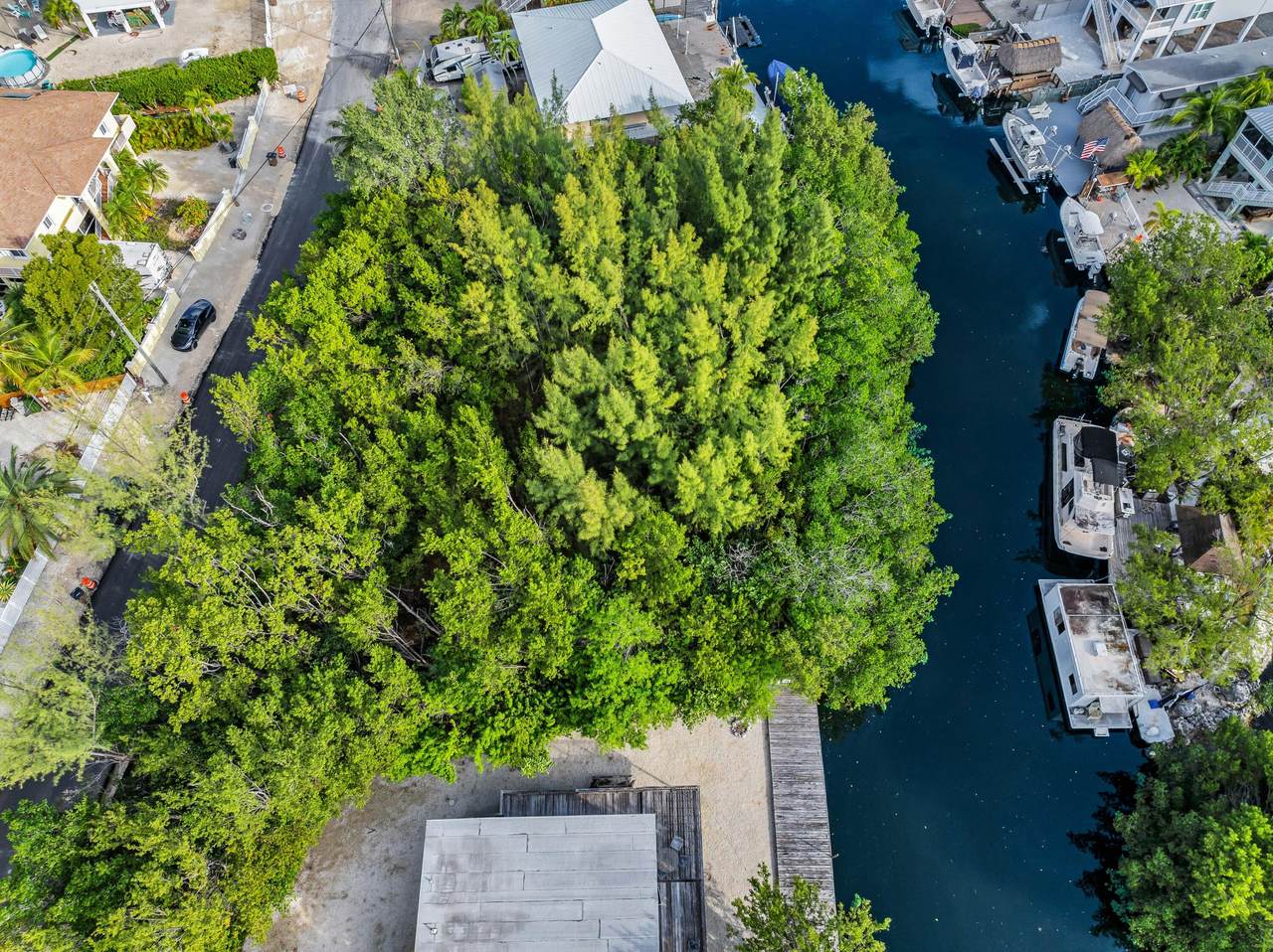 1008 Adams Drive - Photo 1