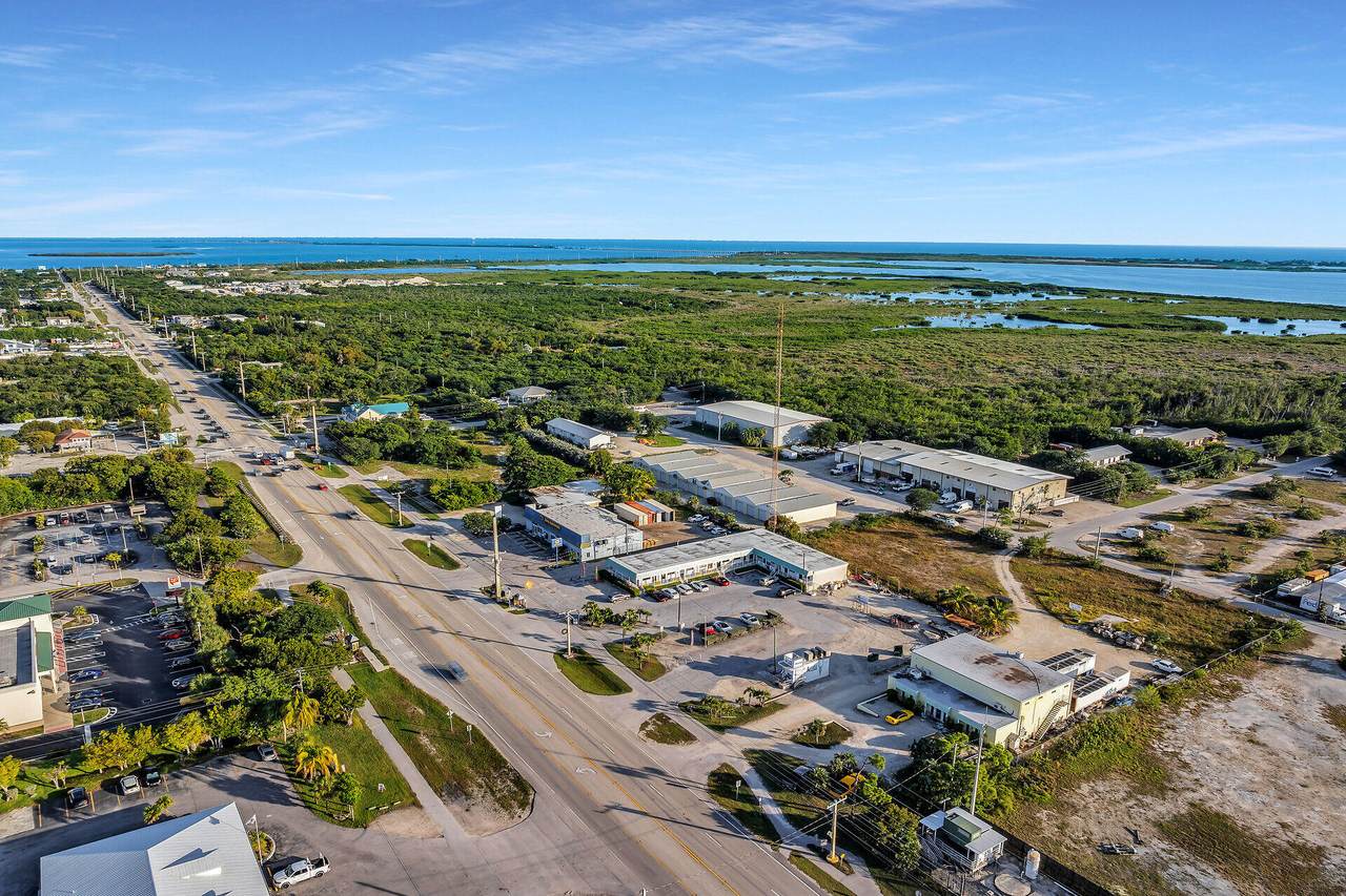 30330 - 30348 Overseas Highway - Photo 1