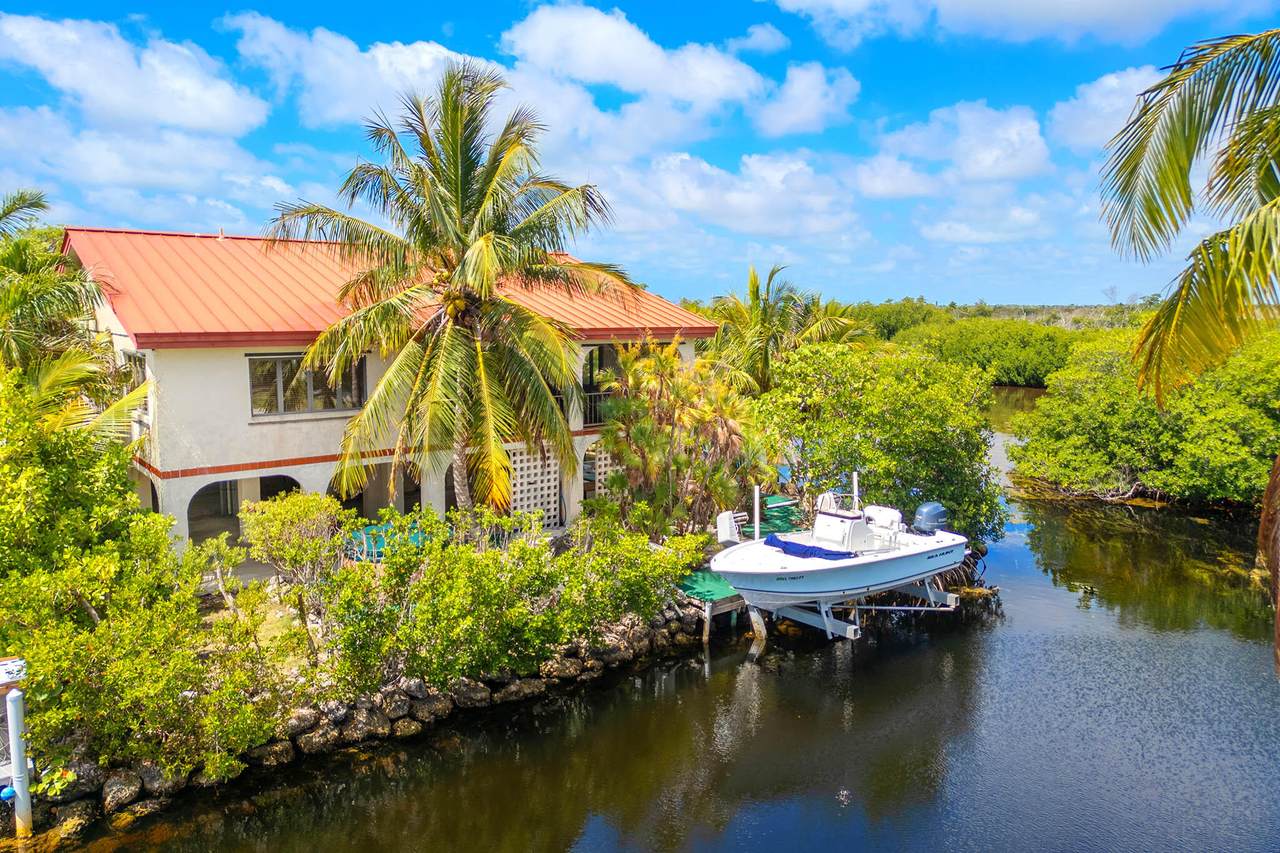 30319 Falcon Lane - Photo 1