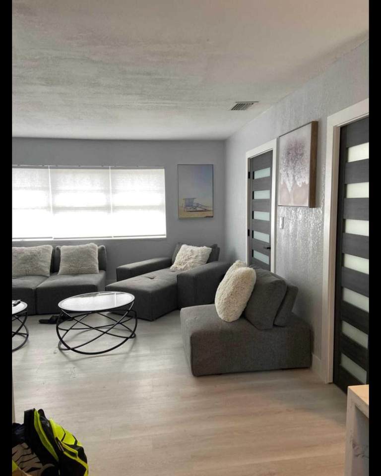 417 Southard Street - Photo 1