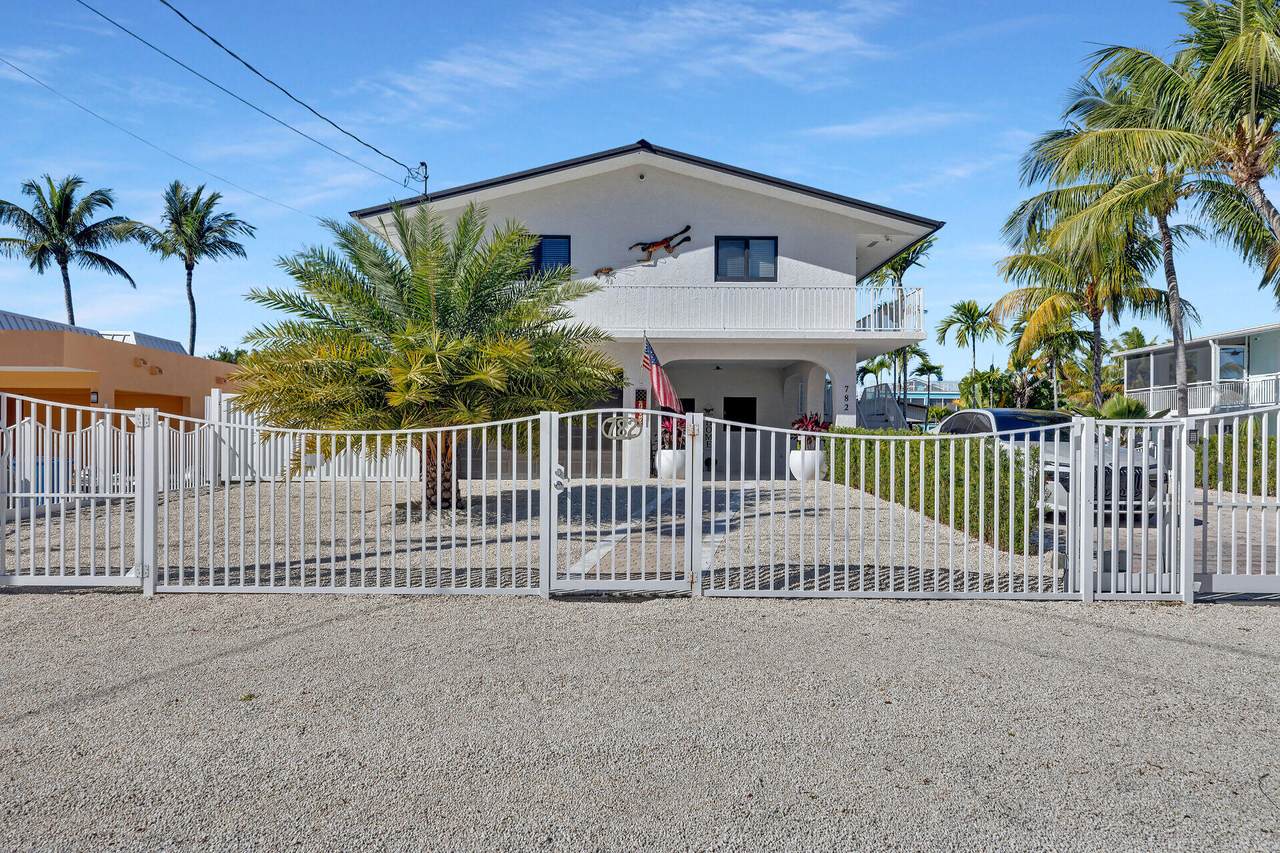 782 Bostwick Drive - Photo 1