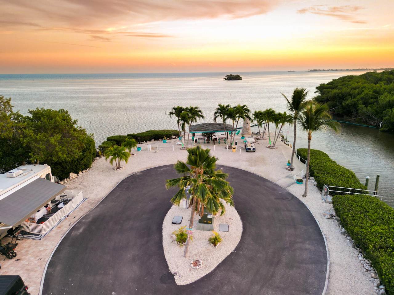 6099 Overseas Highway - Photo 1