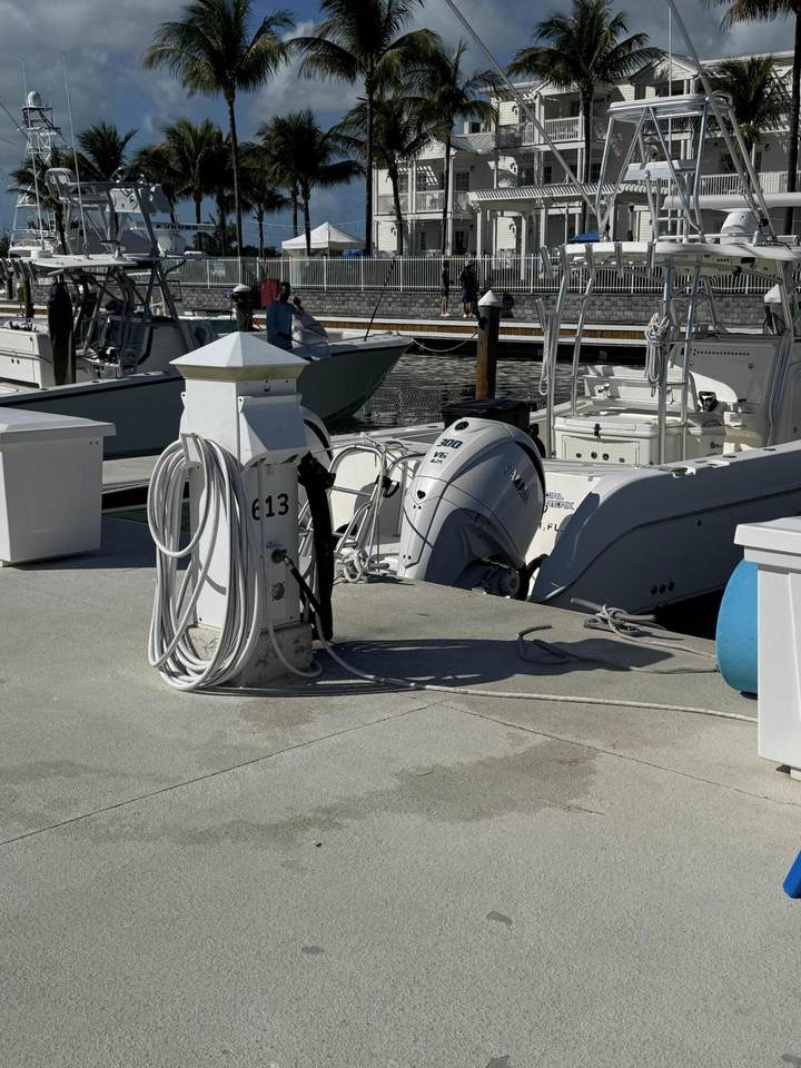 5950 Peninsular Avenue - Photo 1