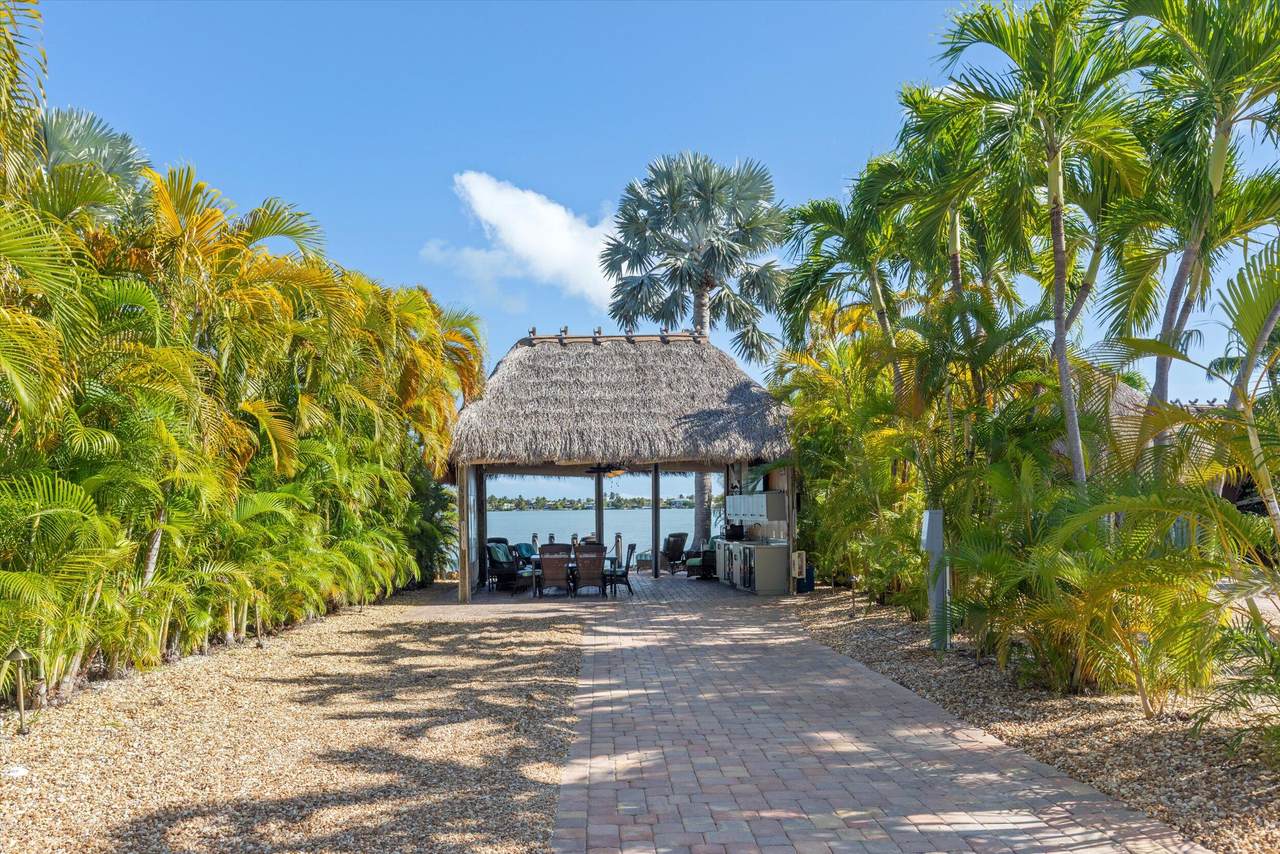 2950 Overseas Highway - Photo 1