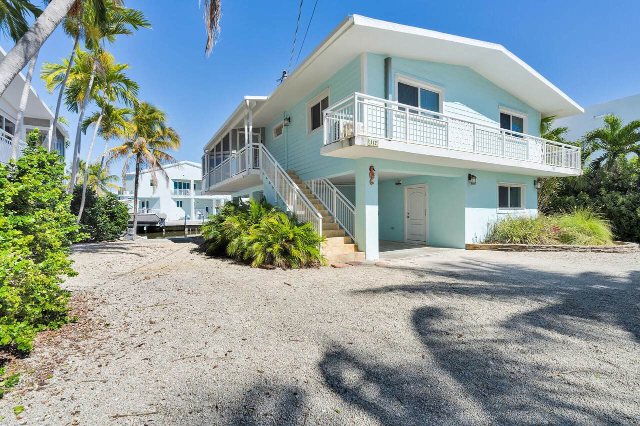 112 Tequesta Street - Photo 1