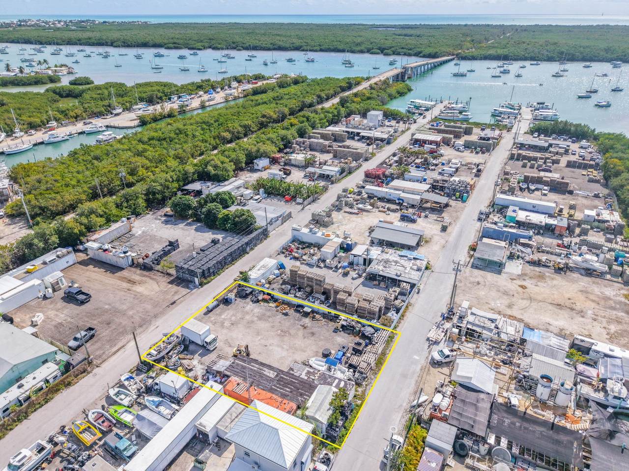 212 20th Street - Photo 1