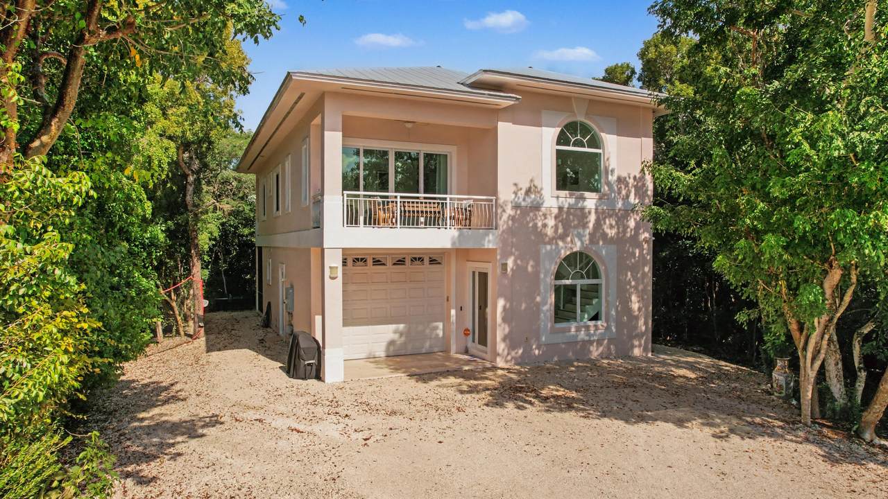 34 Seagate Boulevard - Photo 1