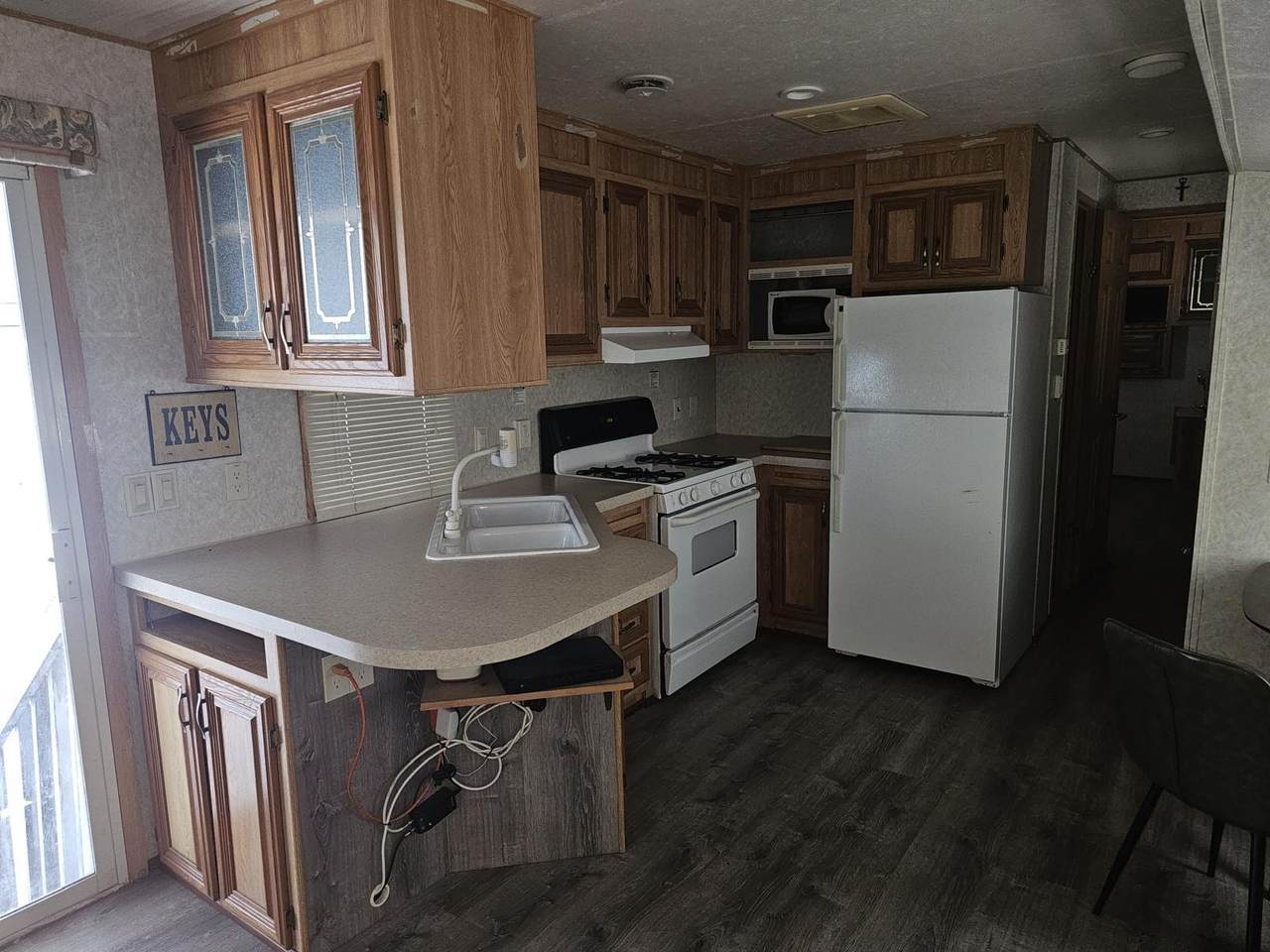 325 Calusa Street - Photo 1