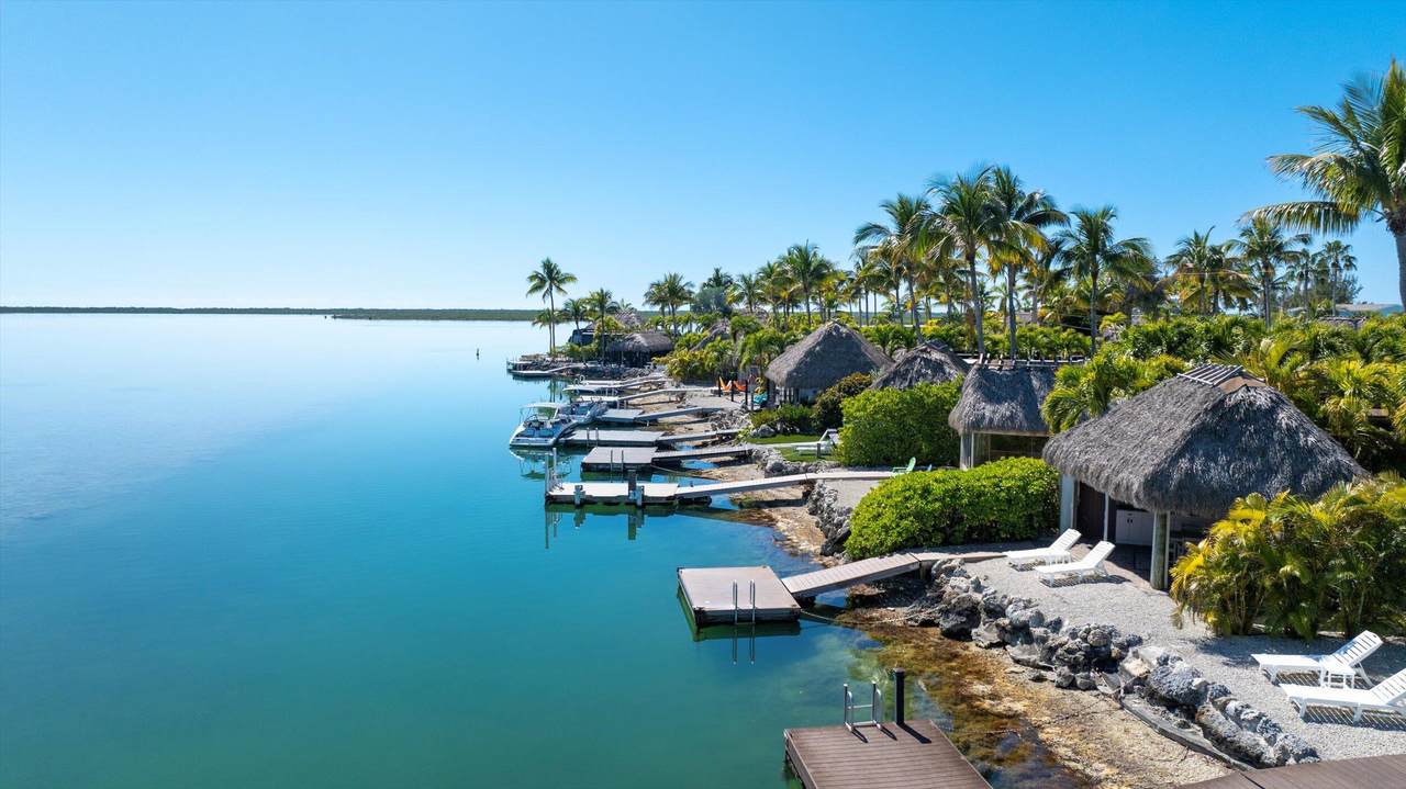 2950 Overseas Highway - Photo 1