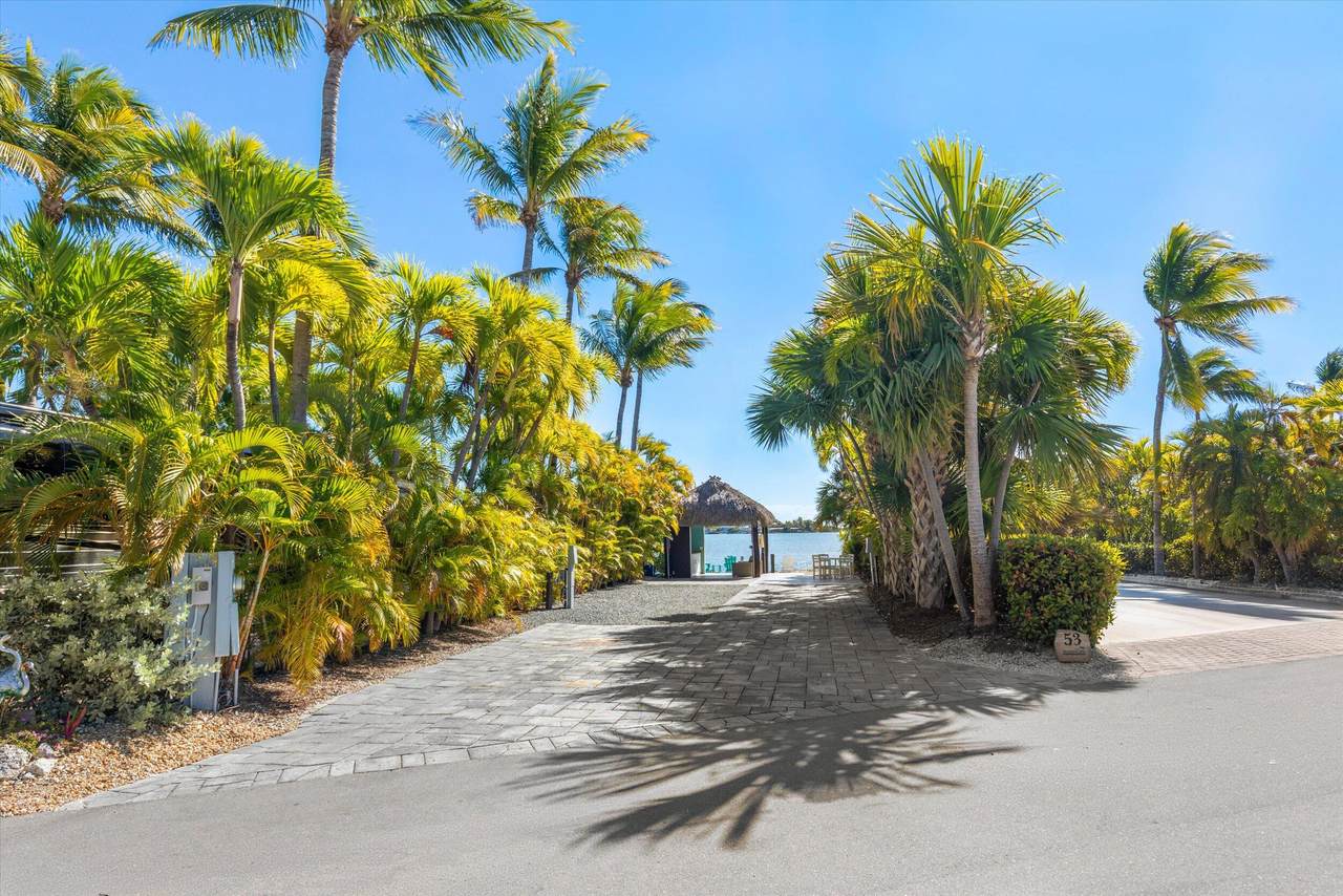 2950 Overseas Highway - Photo 1