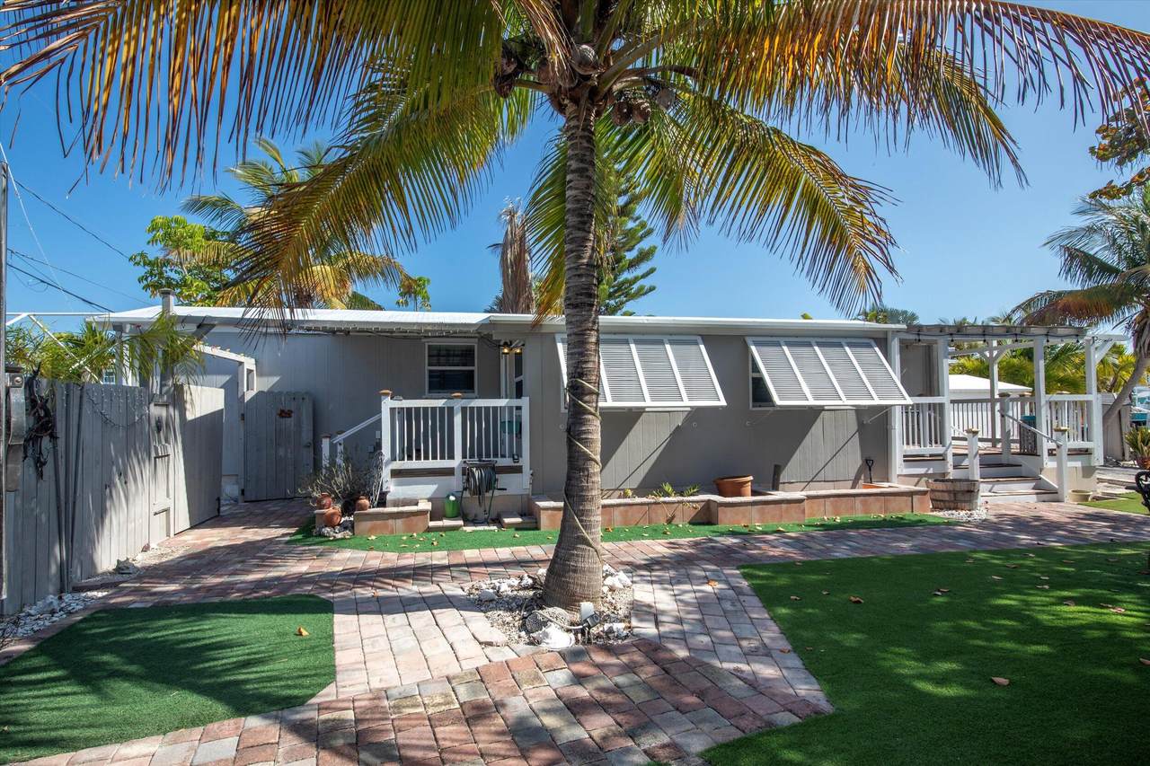 93 Sirius Lane - Photo 1