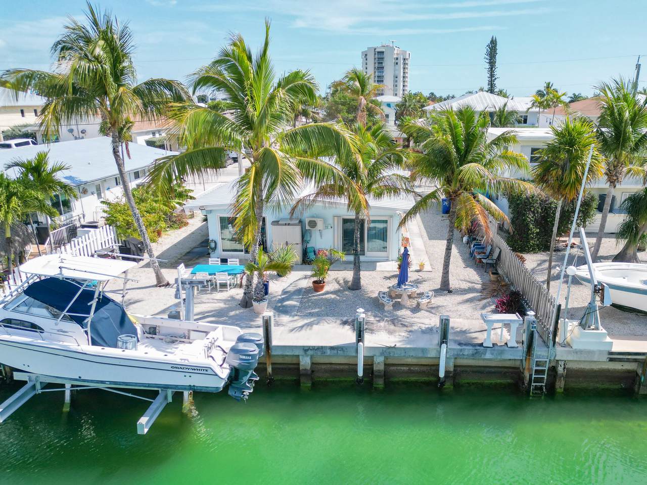 https://bt-photos.global.ssl.fastly.net/flkeys/1280_boomver_1_618795-2.jpg