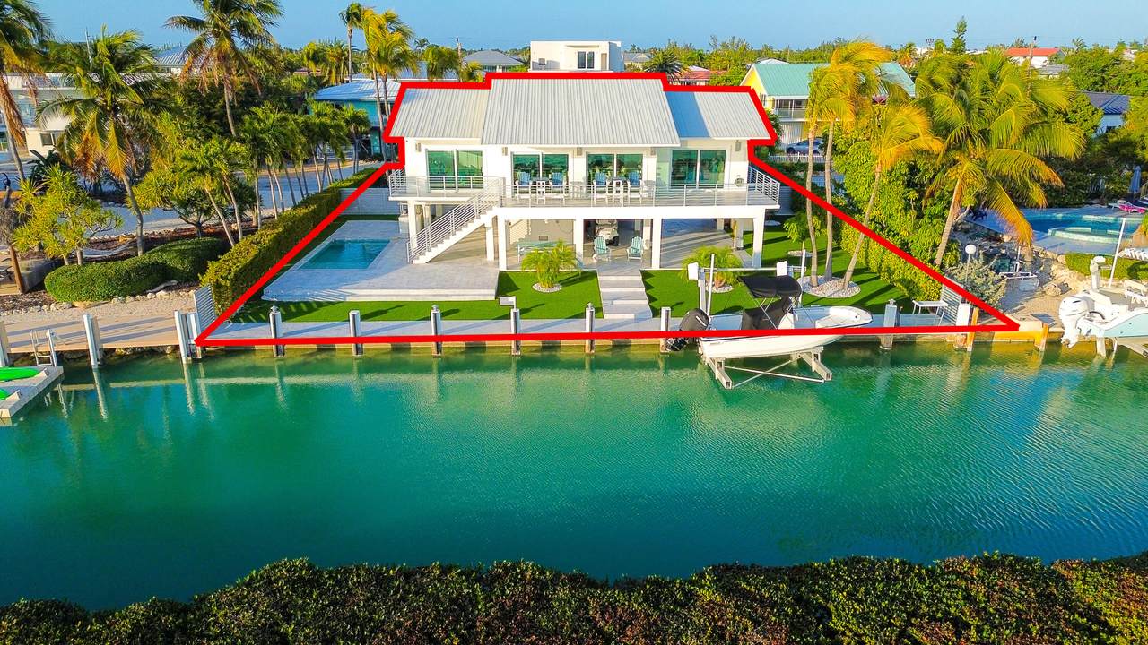 224 Seaview Circle - Photo 1