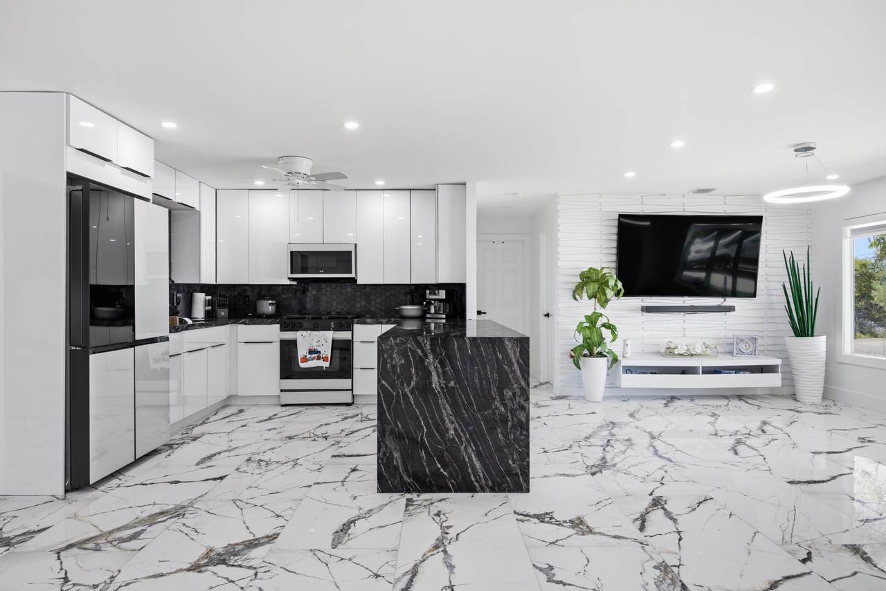 19267 Hansen Trail - Photo 1