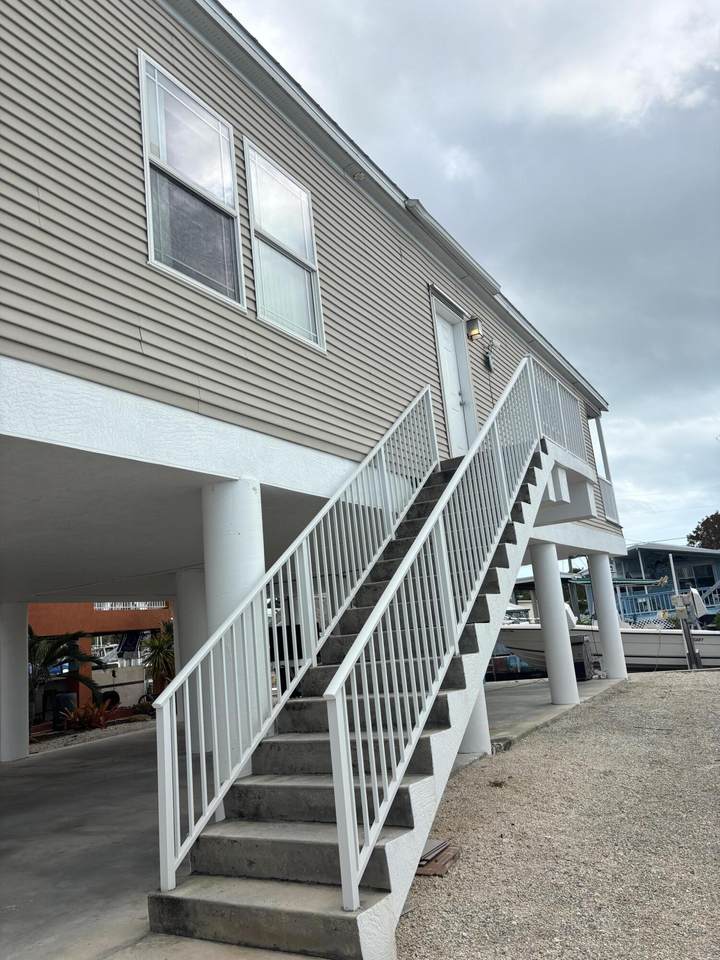 210 2Nd Court - Photo 1