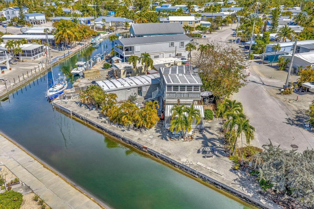 104 Sirius Lane - Photo 1