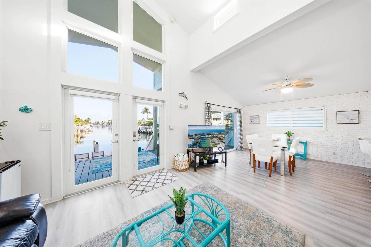 340-350 Ocean Drive - Photo 1
