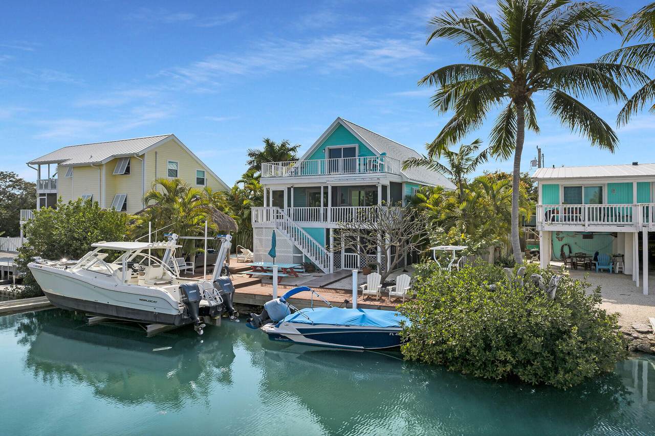 845 Pirates Road - Photo 1