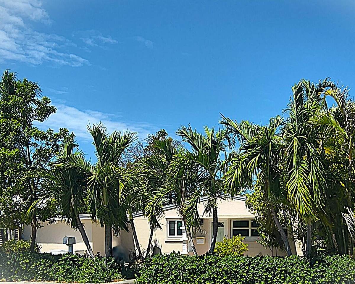 3011 Riviera Drive - Photo 1