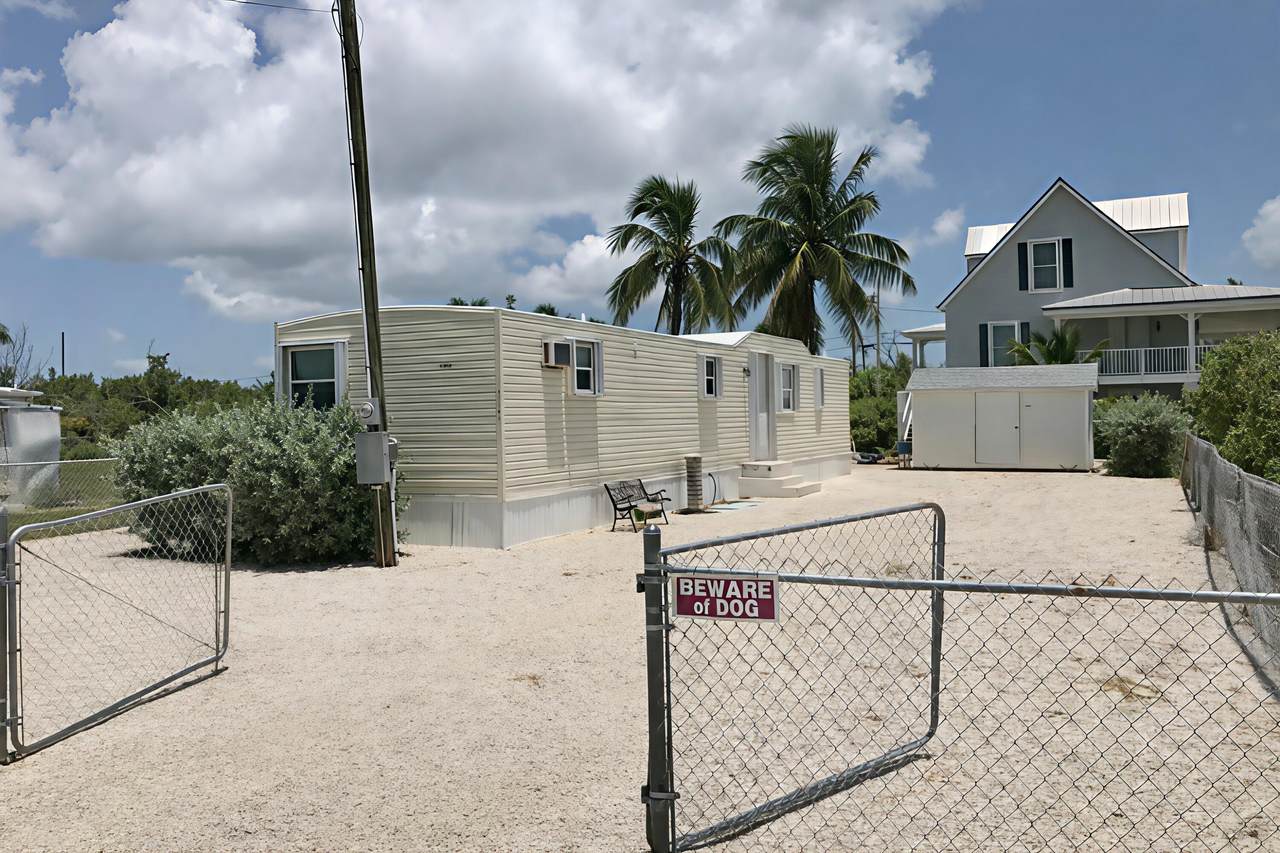 31247 Avenue I - Photo 1