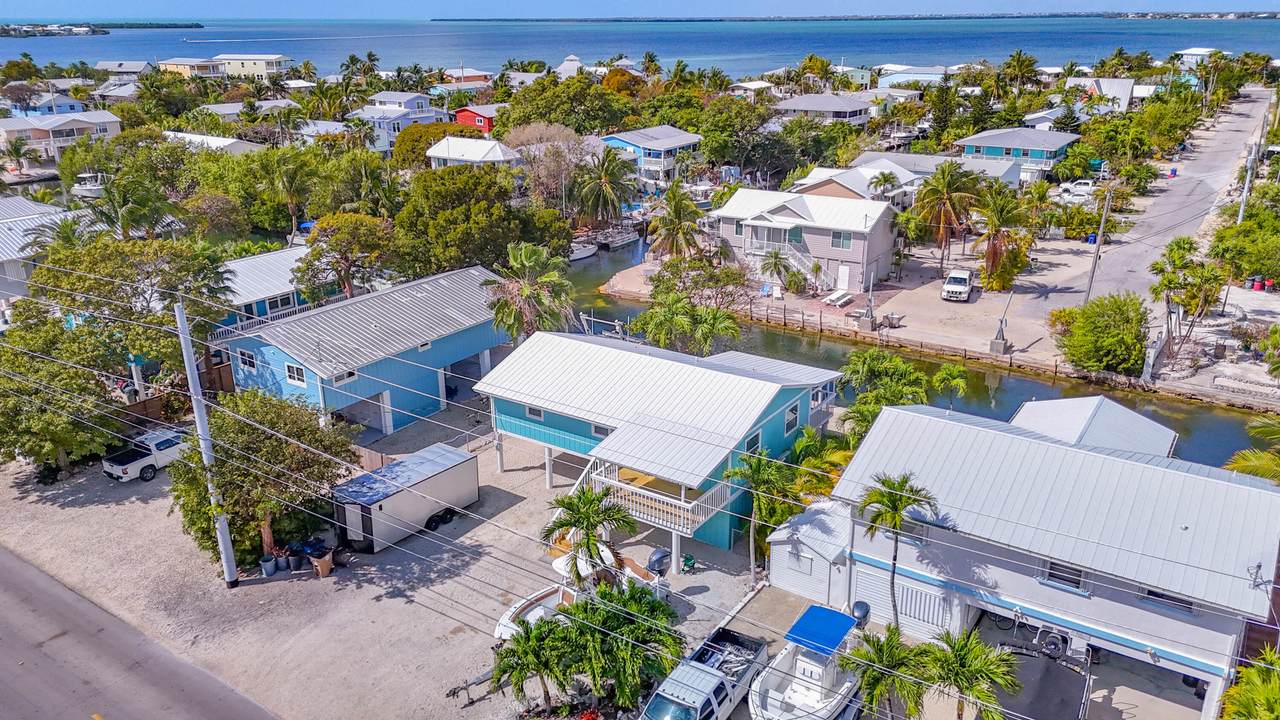 288 Spanish Main Drive - Photo 1