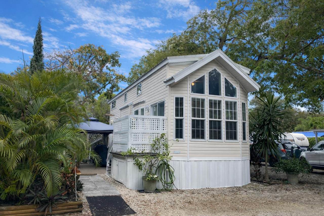 101551 Overseas Highway - Photo 1