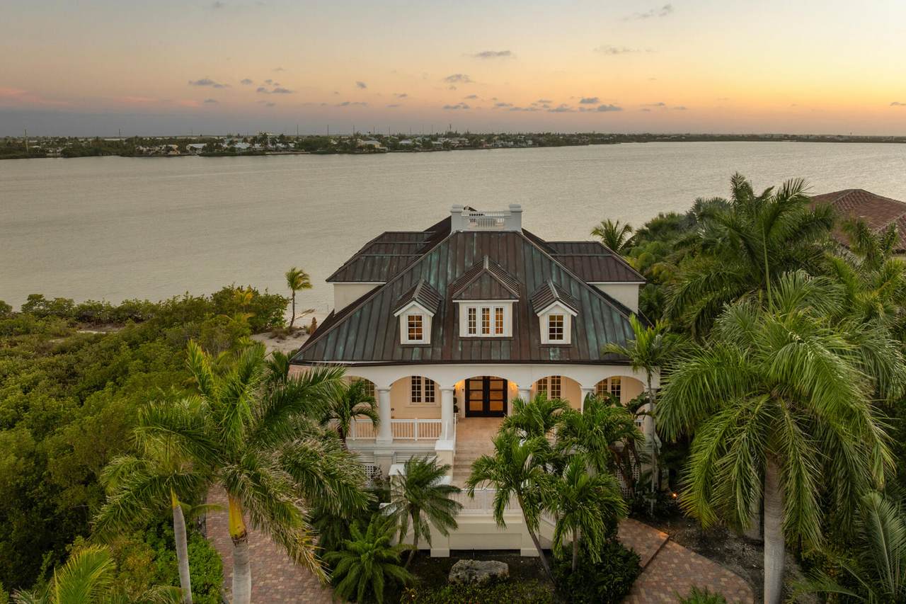 https://bt-photos.global.ssl.fastly.net/flkeys/1280_boomver_1_619136-2.jpg