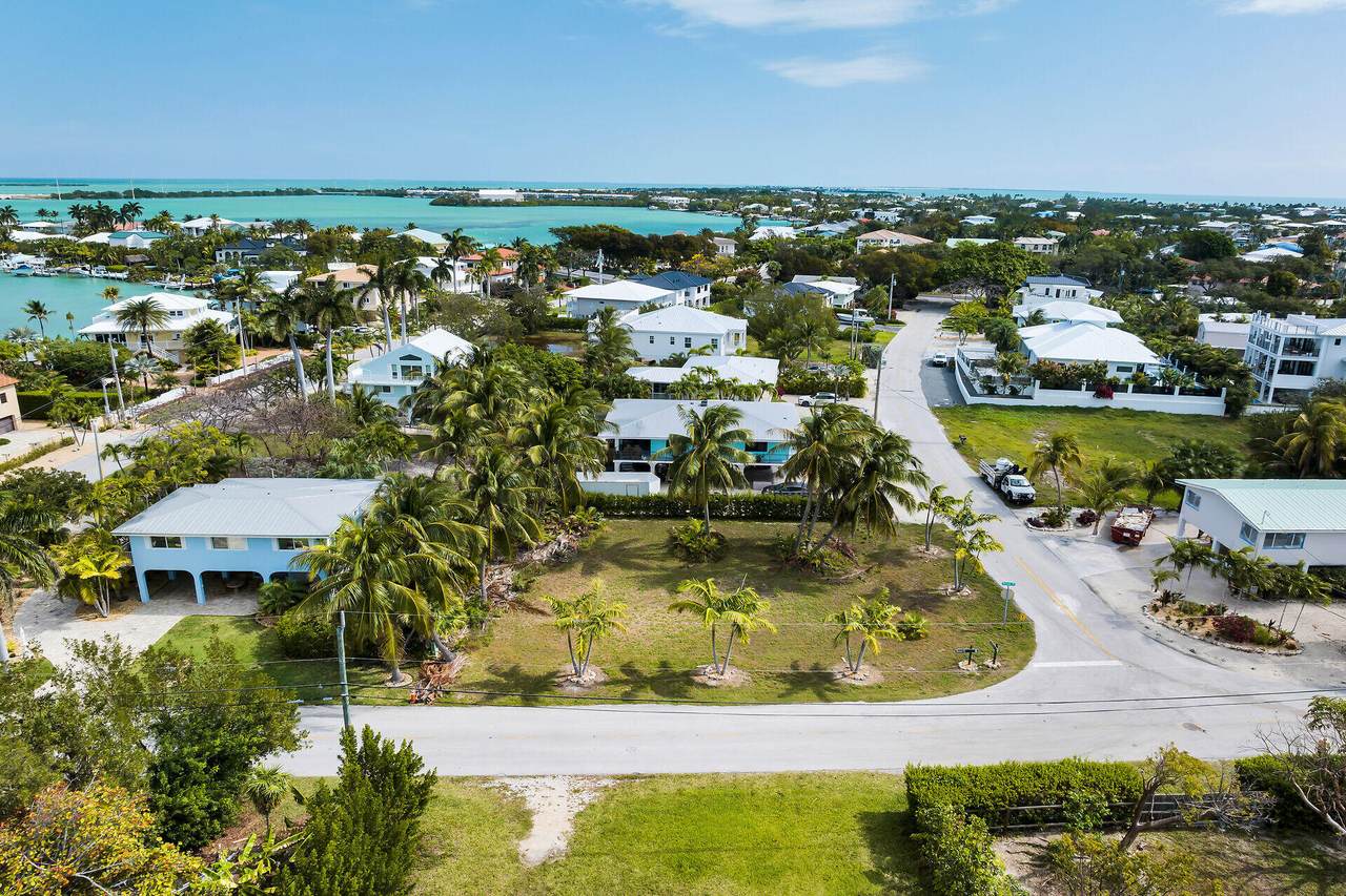 https://bt-photos.global.ssl.fastly.net/flkeys/1280_boomver_1_619149-2.jpg